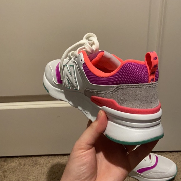 New Balance 997H - Women’s - Picture 3 of 3